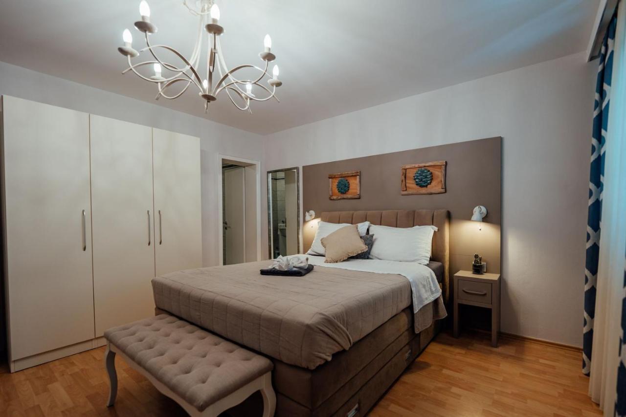 Guesthouse Villa Diana Makarska Exterior photo