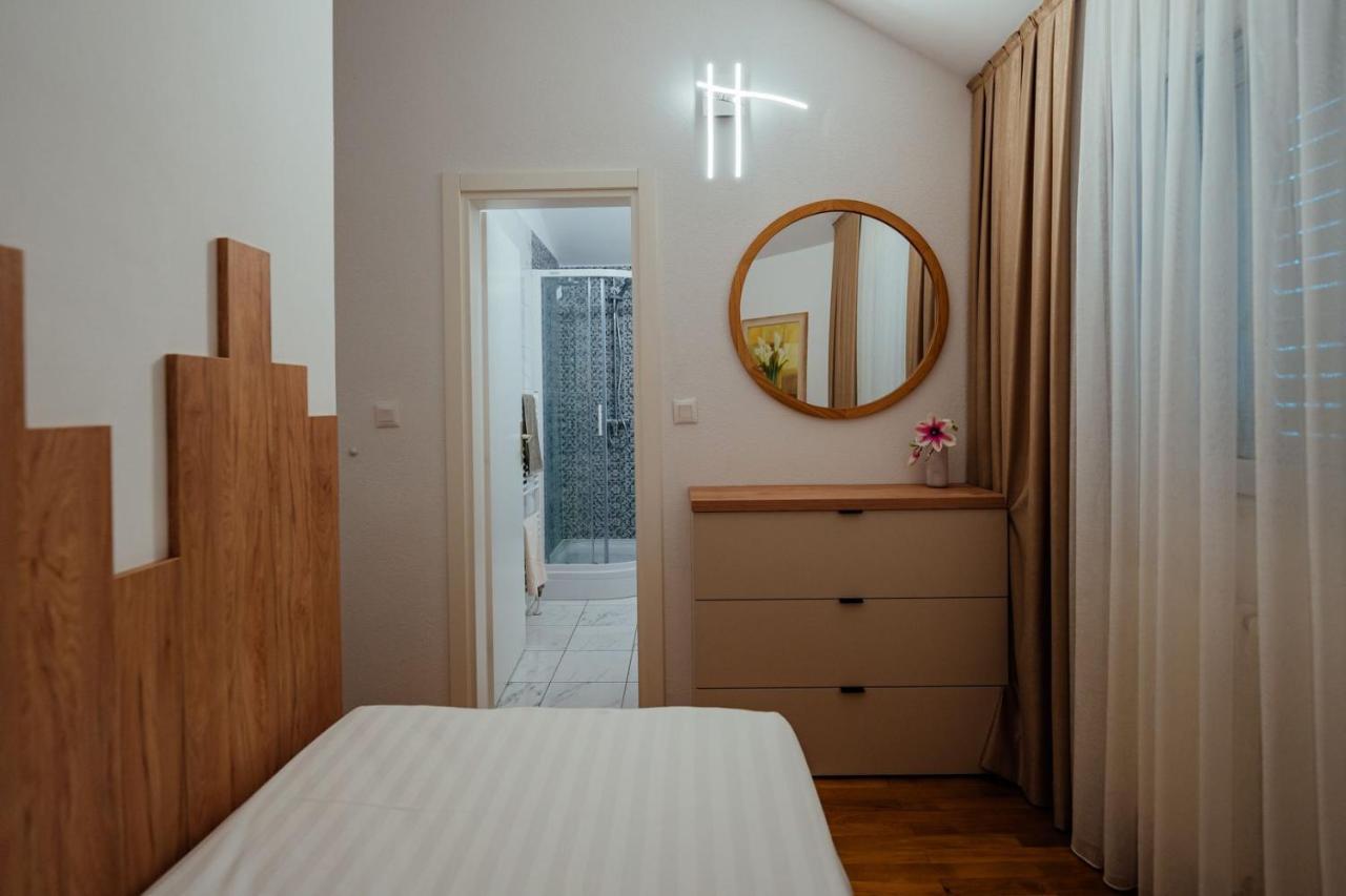 Guesthouse Villa Diana Makarska Exterior photo