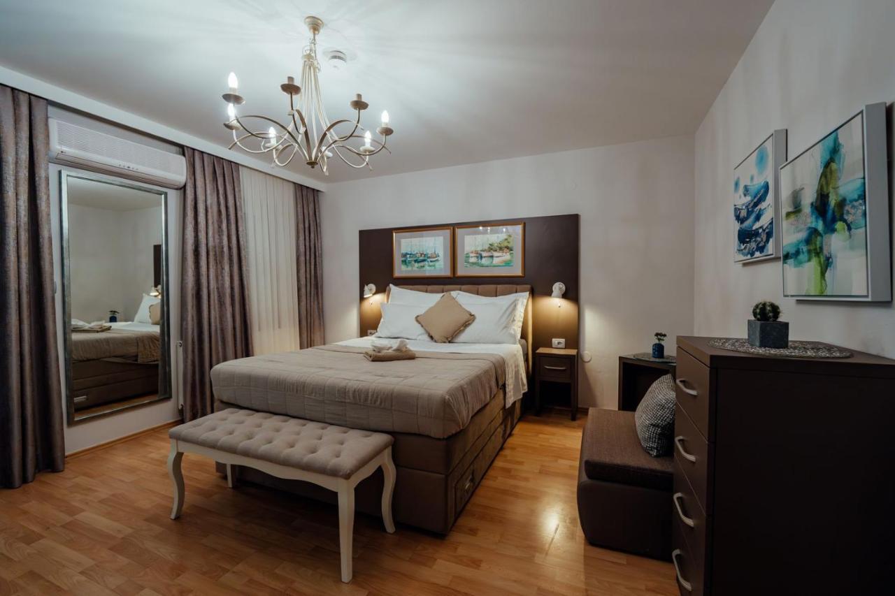 Guesthouse Villa Diana Makarska Exterior photo